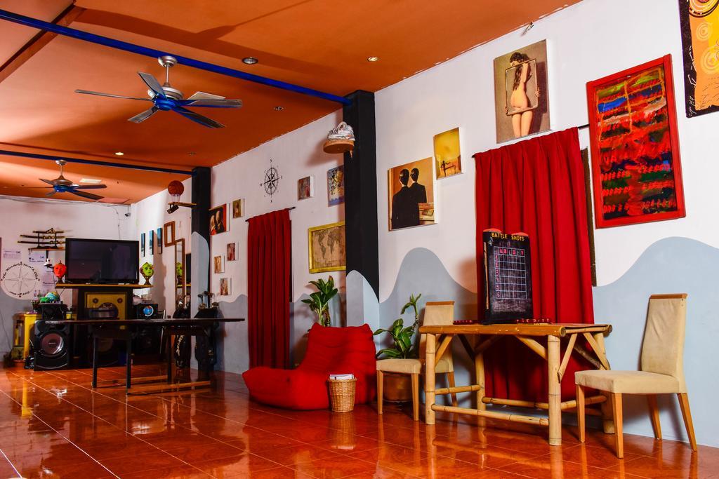 The Wanderlust Hostel Ko Pha Ngan Esterno foto
