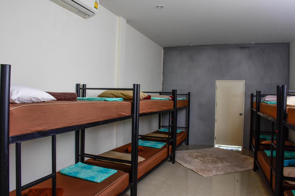 The Wanderlust Hostel Ko Pha Ngan Esterno foto