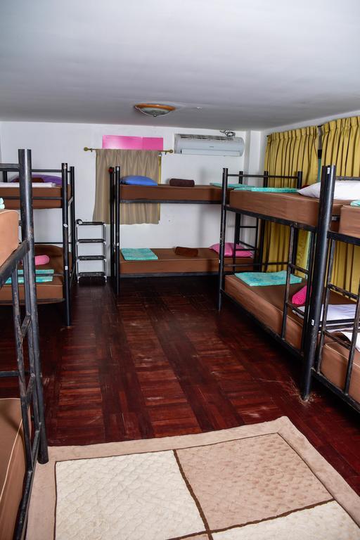 The Wanderlust Hostel Ko Pha Ngan Esterno foto