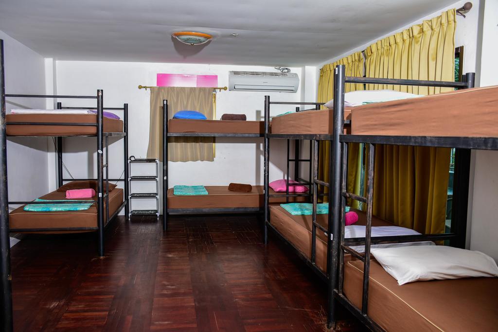 The Wanderlust Hostel Ko Pha Ngan Esterno foto