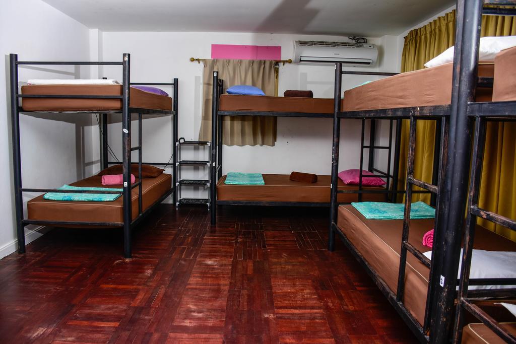 The Wanderlust Hostel Ko Pha Ngan Esterno foto